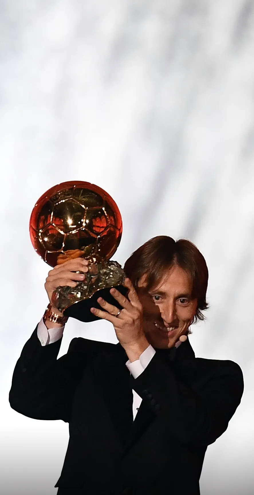 爱游戏在线-希腊绝杀尤文，莫德里奇高光表现