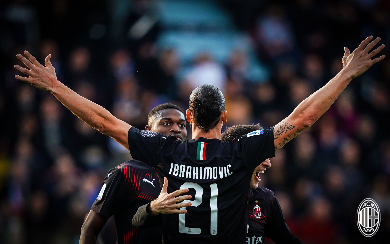 爱游戏-荷兰力克瑞士，伊布带队取胜