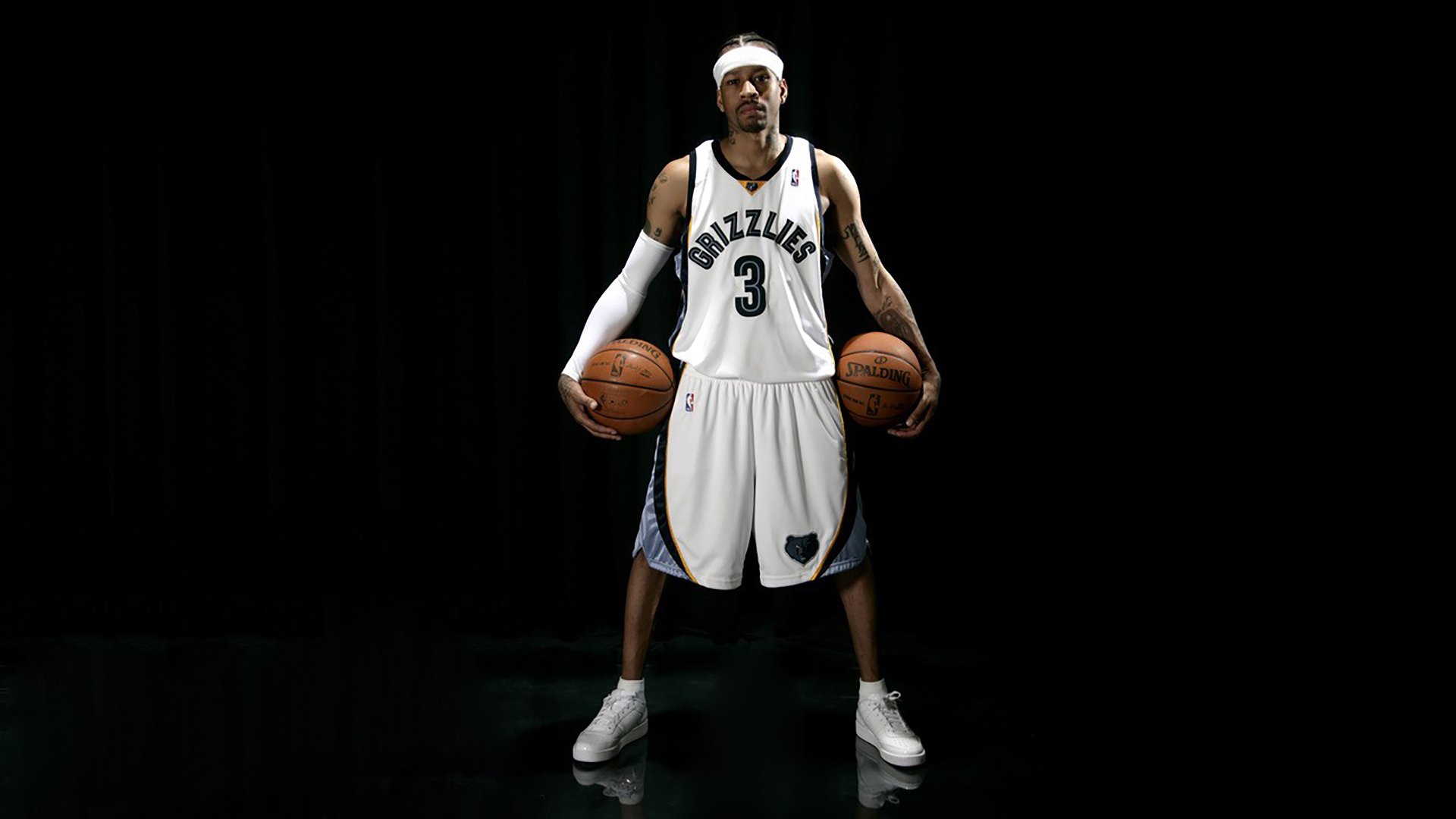 爱游戏-欧冠淘汰赛焦点战，勇士碾压湖人，当足球的荣耀照亮篮球的殿堂