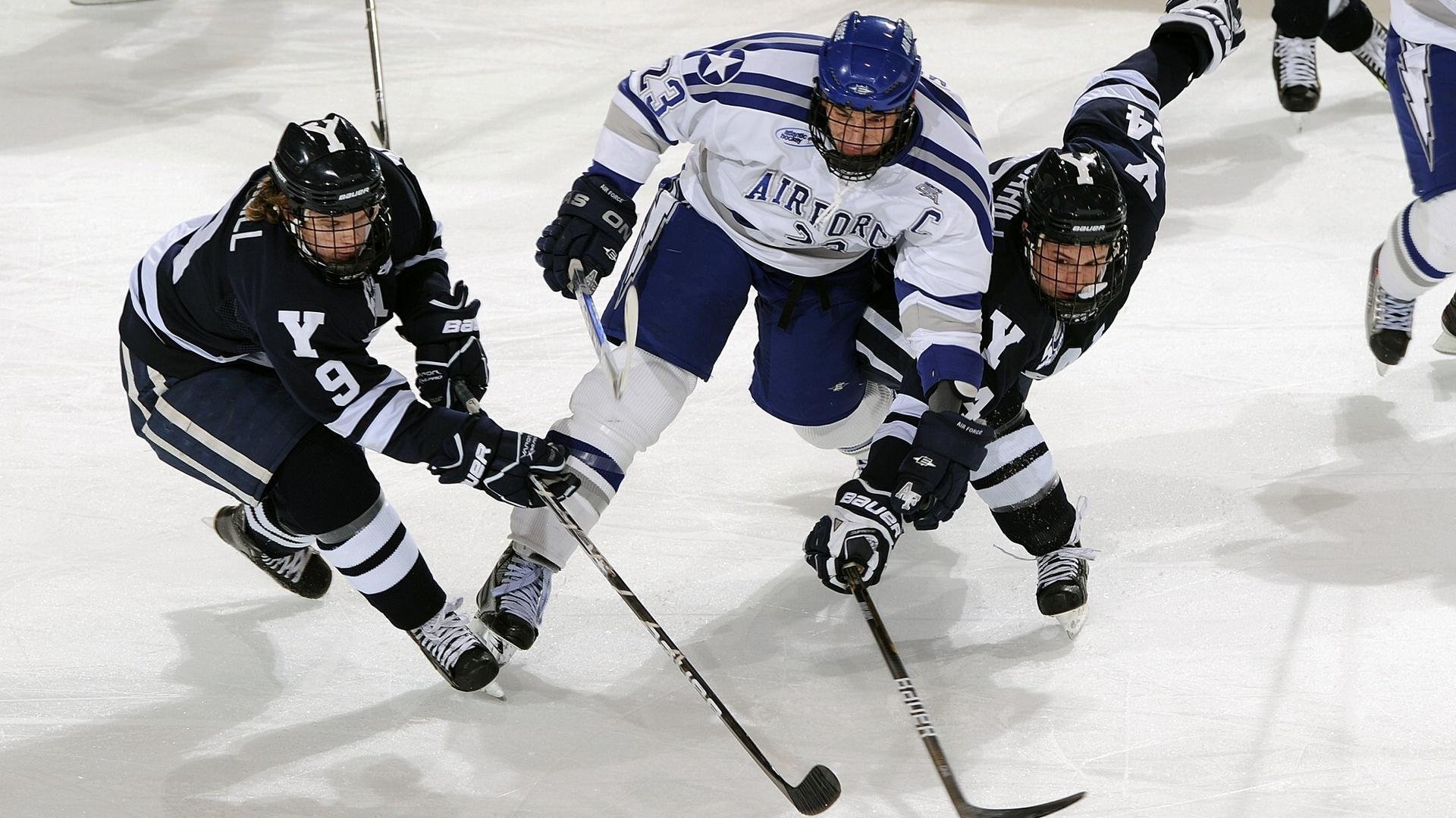 爱游戏在线-德国战车碾压非洲雄鹰，楚阿梅尼的钢铁防线如何锁死尼日利亚